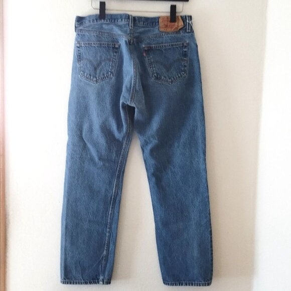Levi's 501 Button Fly Straight Leg Mens Jeans Tag Size 38x34 Grade B! 05-b - Picture 2 of 3